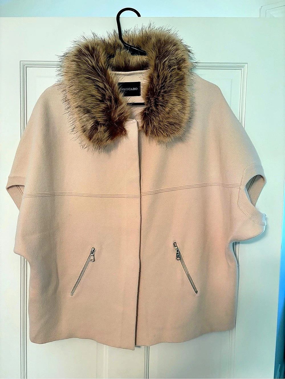 DOLCE & GABBANA Fur Collar Cape in Pink Size Small/Medium Like New